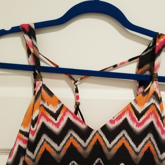 Bebe Top, XS - Picture 2 of 3